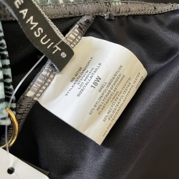 Dreamsuit Miraclesuits One Piece Swimsuit Cross Ruched Metallics Black Size 18W - Picture 8 of 8